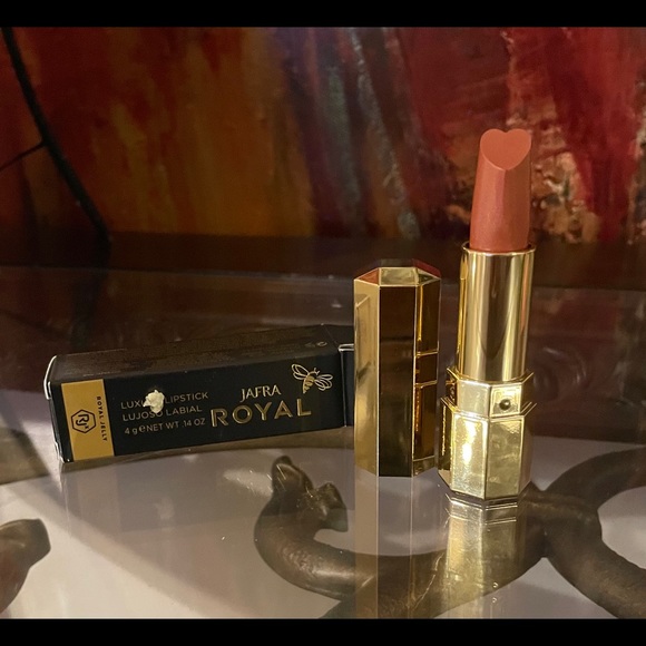 New Jafra Royal Luxury Lipstick